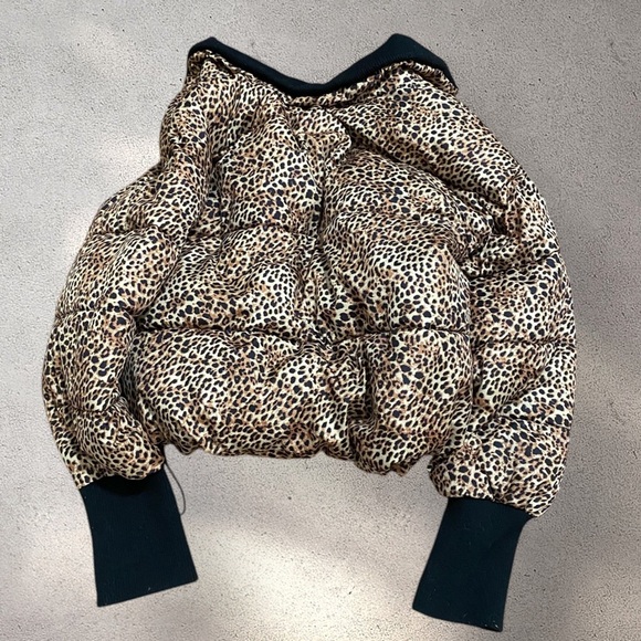 !! SOLD DO NOT BUY !! Ana Cai Leopard Print Zip Up Puffer Jacket - Picture 2 of 3